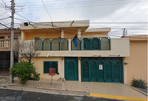 Venta De Casa En Gral. Escobedo, Nuevo Leon