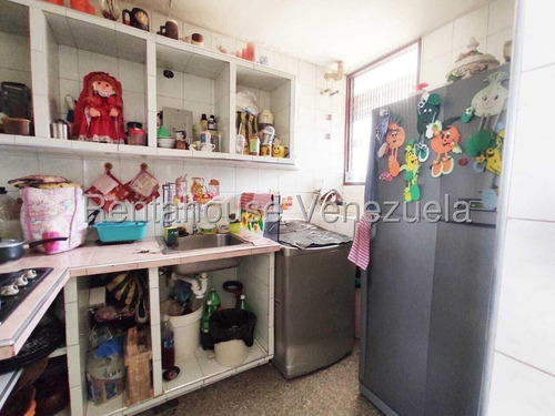 Marcos Gonzalez Vende Cómodo Apartamento Zona Oeste Barquisimeto Lara #25-16013
