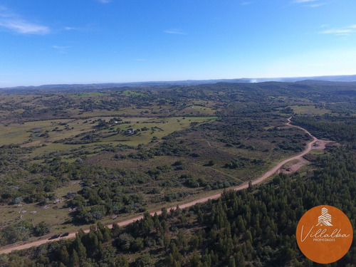 Imagen 8 de 9 de Chacras En Los Cerros Proximo A Aigua.