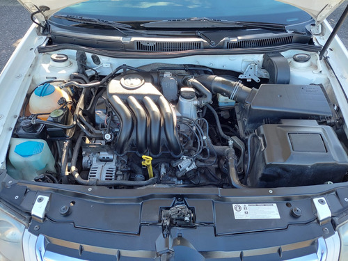 Volkswagen Bora 2.0 Trendline 115cv