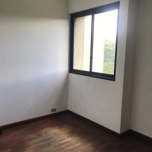 Imagen 6 de 19 de Apartamento En Parque Caiza
