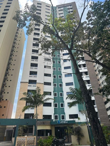 Apartamento A Estrenar En Urb. Valles De Camoruco, Res. Iguazú Ata-1362