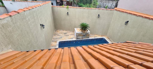Imagem 4 de 24 de Sobrado Com Sacada Vista Ao Mar, No Jardim Palmeiras, Em Itanhaém, Com Churrasqueira E Piscina