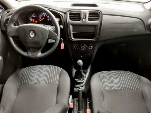 Imagem 8 de 8 de Renault Logan Authentique 1.0 16v 2017