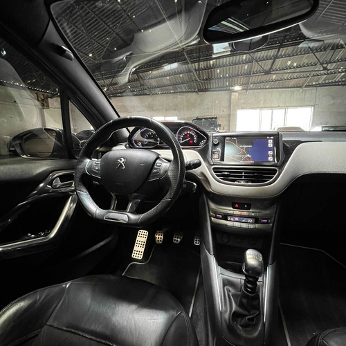 Imagen 17 de 23 de Peugeot 208 2014 1.6 Xy