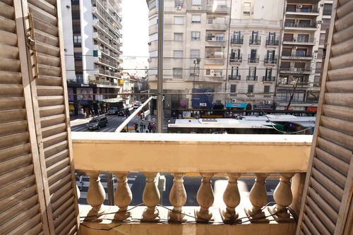 Unidad Funcional En Venta De 275 M2 Cubiertos