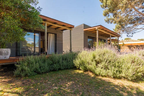 Petit Hotel En Arena De Jose Ignacio (ref: Atm-6839)