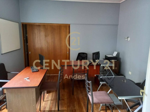 Imagen 9 de 13 de Casa Comercial En Venta - Barrio Patrimonial De Santiago