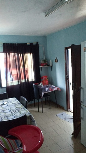 Imagen 4 de 8 de Departamento Tipo Casa En Venta En Bernal Oeste