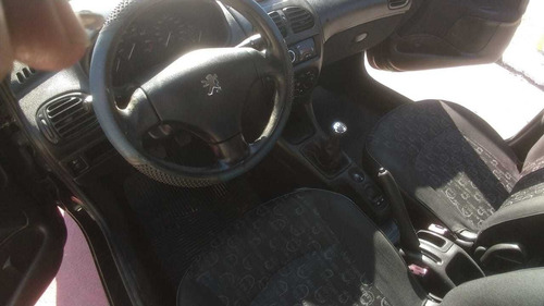 Peugeot 206 2008 1.4 Presence Flex 5p
