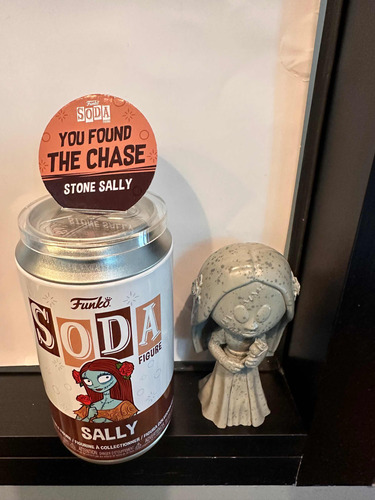 Funko Soda Chase Sally Formal , Es El Chase