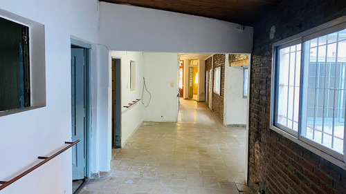 Imagen 3 de 14 de Casa A Reciclar - Barrio Candioti - Venta