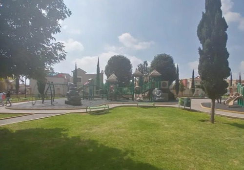 Bonita Y Amplia Casa, Excelente Ubicación En Fracc. Real De Verona, Muy Cerca Del Mexibus, Aifa Y Cdmx -no Créditos- Jagr