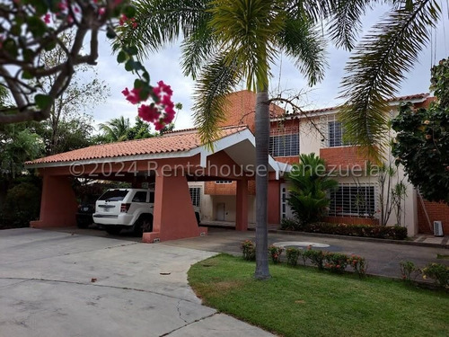 Casa En Venta En Las Mercedes San Diego Carabobo 24-15149, Eloisa Mejia