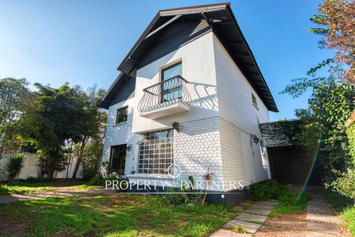  Casa Remodelada, Plaza Uruguay, Providencia