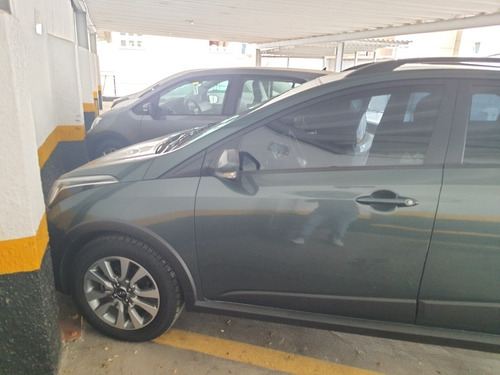 Hyundai Hb20x 2017 1.6 Style Flex Aut. 5p