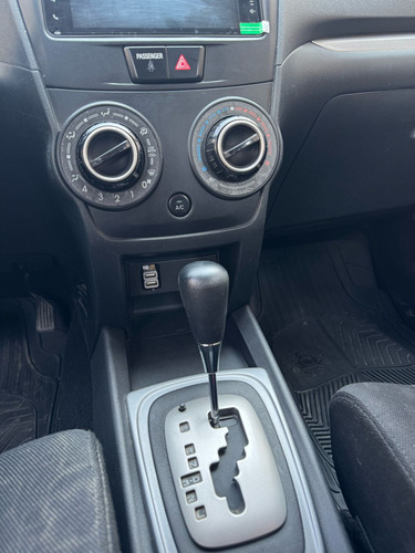 Toyota Avanza 1.5 Le At