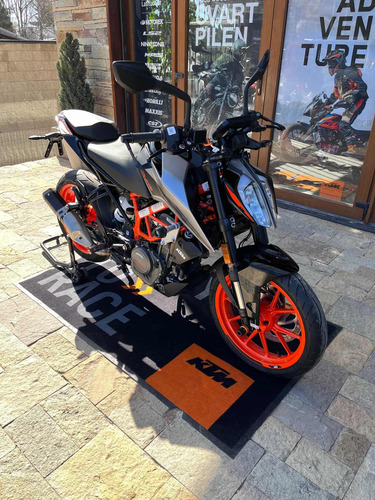 Imagen 2 de 11 de Ktm 390 Duke | 2023 | Financiada
