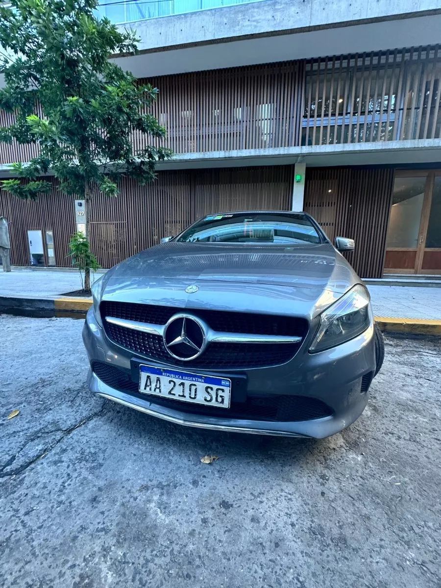 Mercedes-Benz Clase A 1.6 A 200 Urban B.efficiency 156cv