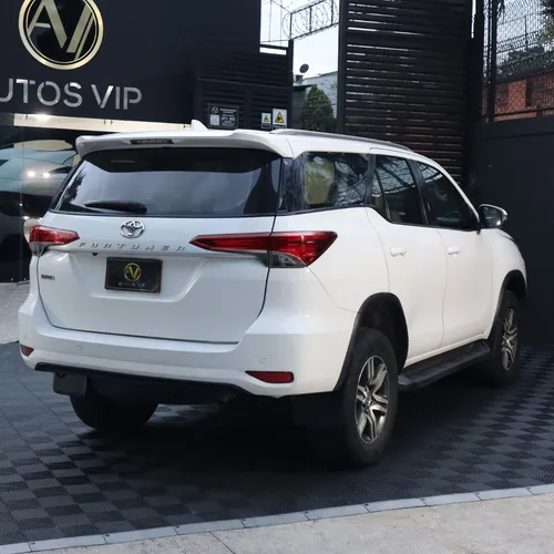 Toyota Fortuner 2.7l