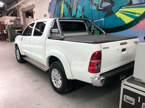 Toyota Hilux 4x2 Srv 2015