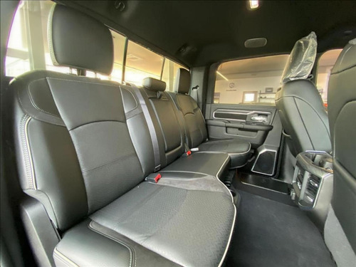 RAM 2500 6.7 I6 TURBO DIESEL LARAMIE NIGHT EDITION CD 4X4 AUTOMÁTICO