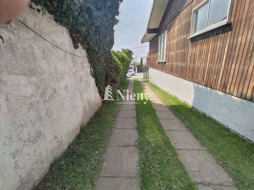 Casa En Venta De 5 Dormitorios En Subida Labarca Concón