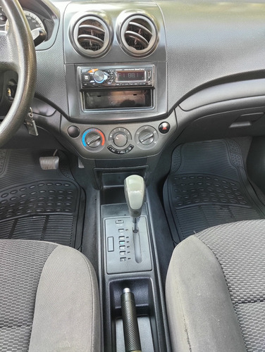 Chevrolet Aveo 1.6 Automatico Rines A/C