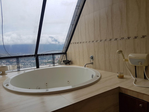 Imagen 10 de 16 de Pent House En Venta 22-2680 En Manzanares