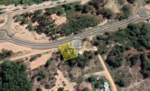 Excelente Ubicación Lote En Venta - Ref : Pbi1673