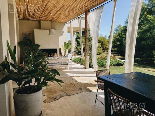 Imagen 13 de 21 de Venta- Casa- Pilar- Pilara- La Volanta