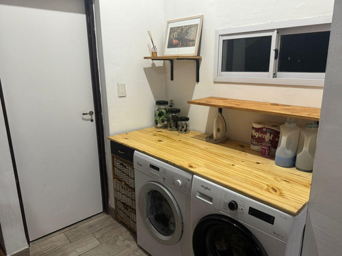 Casa En Venta - 2 Dormitorios 3 Baños - Cochera - 143mts2 - Villa Ballester