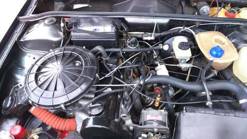 Volkswagen Gol Quadrado - Placa Preta