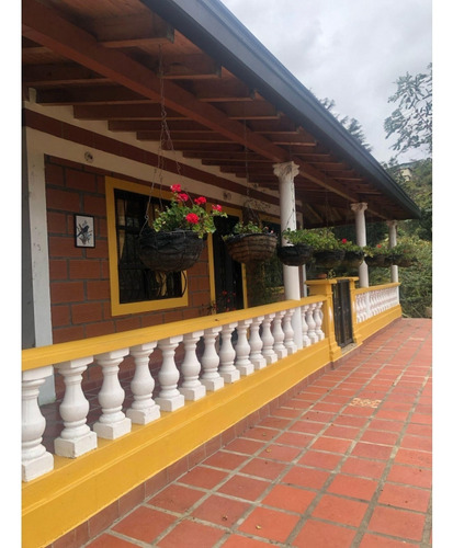 Venta Finca Vereda Barro Blanco Santa Elena Medellín