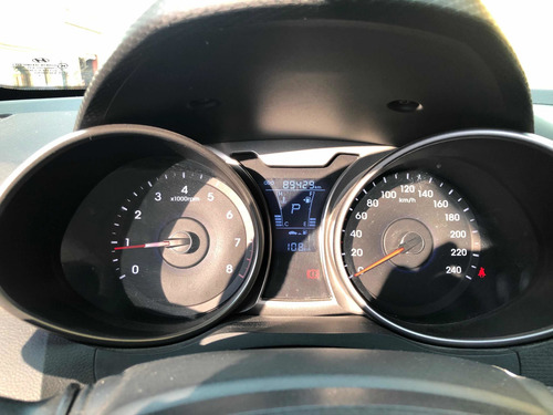 Imagen 11 de 15 de Hyundai Veloster 1.6 130cv At 2014