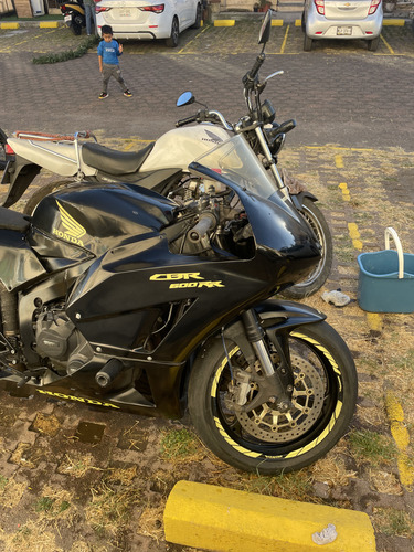 Honda Cbr 600rr Título Y Pedimento