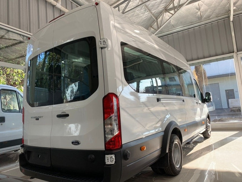 Imagen 3 de 15 de Ford Transit 0km Minibus 17+1