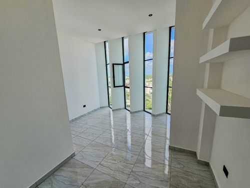 Oficinas Y Consultorios· Avenida 135 · Zona Sur · Seguridad · Elevadores