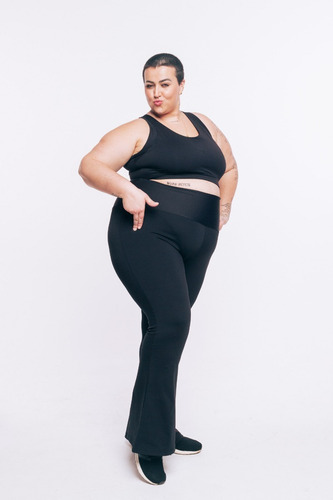 Imagem 2 de 5 de Bailarina Flare Plus Size Emana Preto Wonder Size