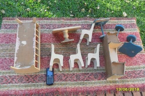 Imagen 10 de 10 de Lote Antiguo Juego Muebles Cama Mesa Sillas Aparador Muñecas