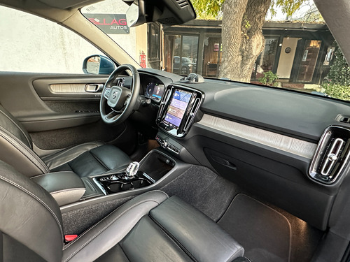Volvo XC40 2.0 Mhev B4 Plus Fwd