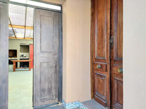 Casa En Casco Histórico - Areco.