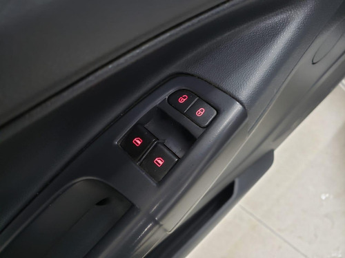 Volkswagen Saveiro Saveiro Robust 1.6 MSI CS (Flex)