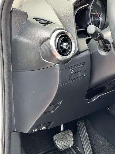 Mazda 2 Sedan 1.5 Grand Touring Lx Sedan
