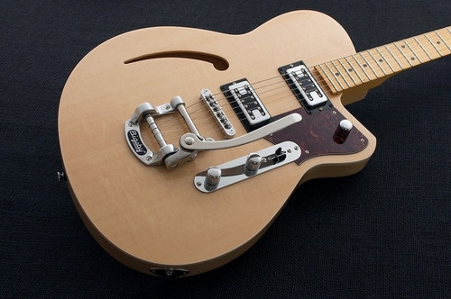Reverend Club King Rt Con Bigsby Guitarra Electrica