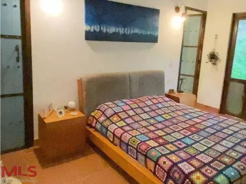 Hermosa Casa Campestre Estilo Colonial(mls#240873)