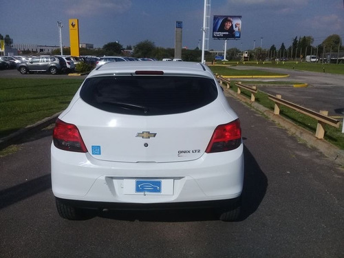 Chevrolet Onix 5p 1.4 Ltz Sedan 5 Puertas Rd