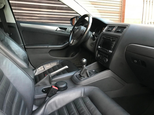 Volkswagen Vento Sportline 2.0 Tsi Dsg Gli Comfort Luxury