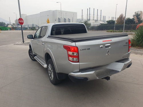 Mitsubishi L200 2.4 Dakar Mt Hp