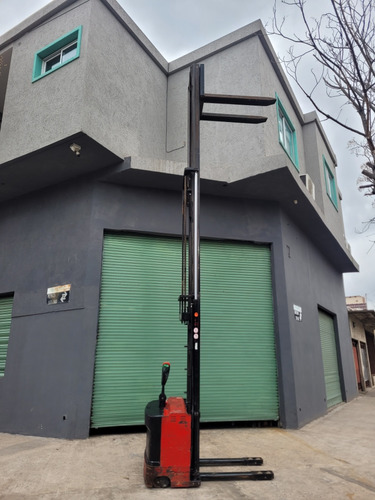 Apilador Eléctrico 5.5m 2000kg Almatec Zorra Autoelevador (Usado)